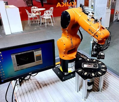 與橙色智能驚喜邂逅--KUKA 機器人亮相莞城 IARS 2019