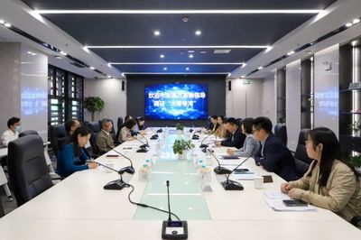 市發展改革委副主任陳彥峰帶隊走訪調研“大零號灣”